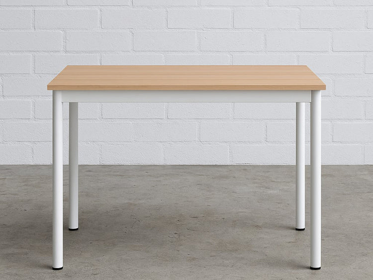 Samba bord med fyra raka ben, höjd 72 cm